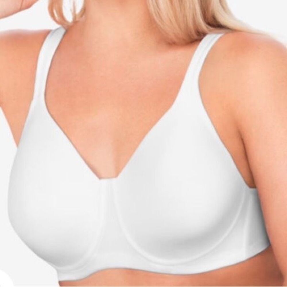 NWOT Leading Lady Brigette Seamless Underwire T-shirt Bra 1259 Size 42C white